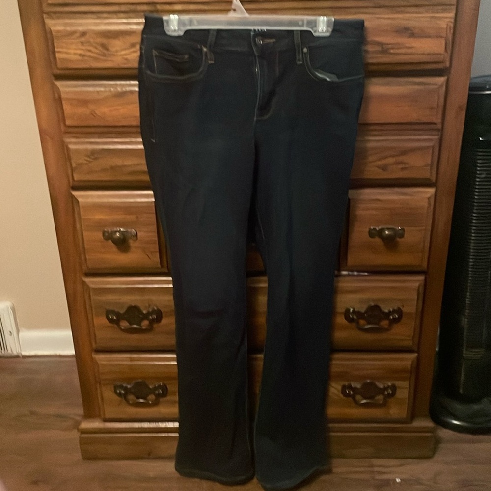 Ana jeans